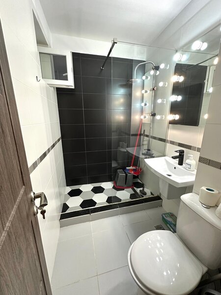 Drumul Taberei 34, Aleea Compozitorilor,